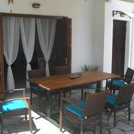 Kamari Guesthouse Keramidhion Exterior photo