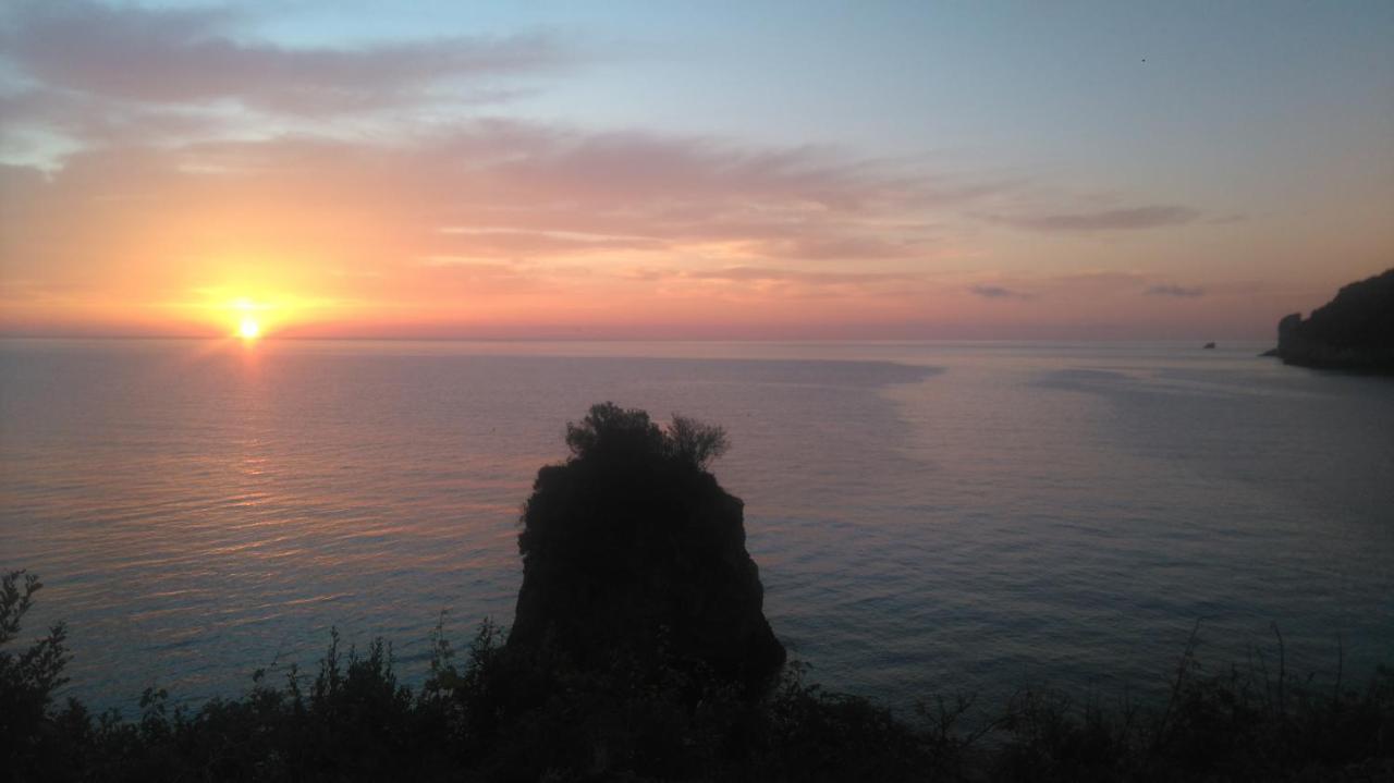 Kamari Holiday home Keramidhion