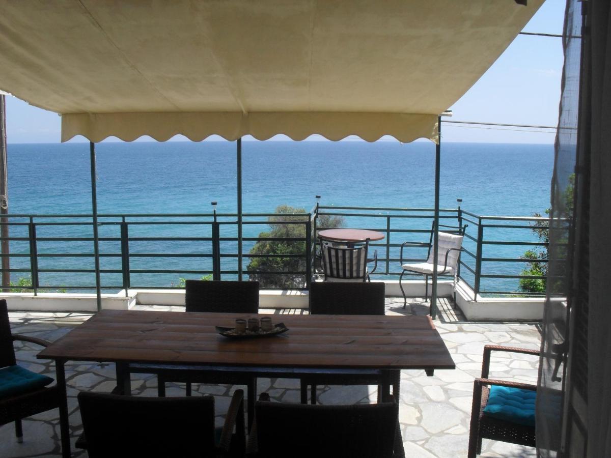 Holiday home Kamari